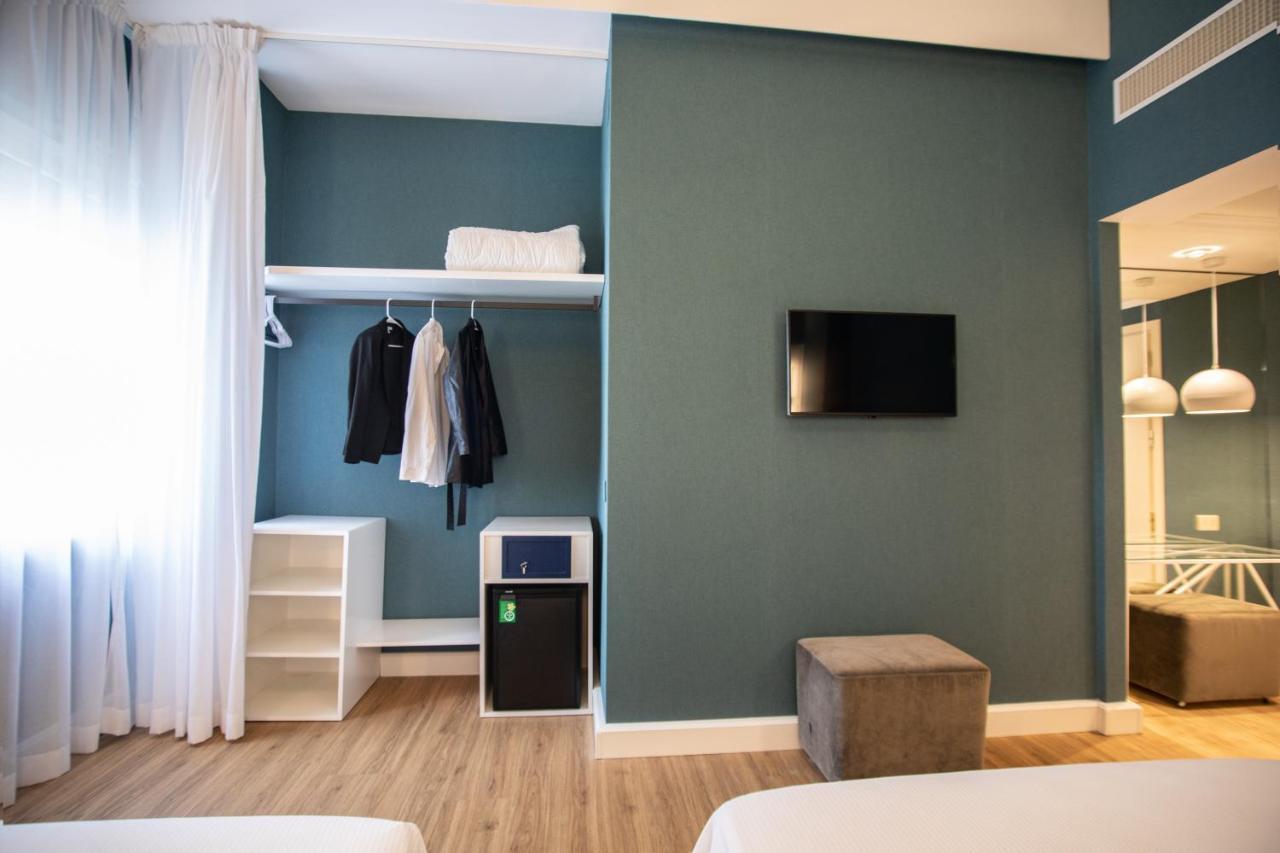 Villa Adriatica Ambienthotels Rimini Extérieur photo