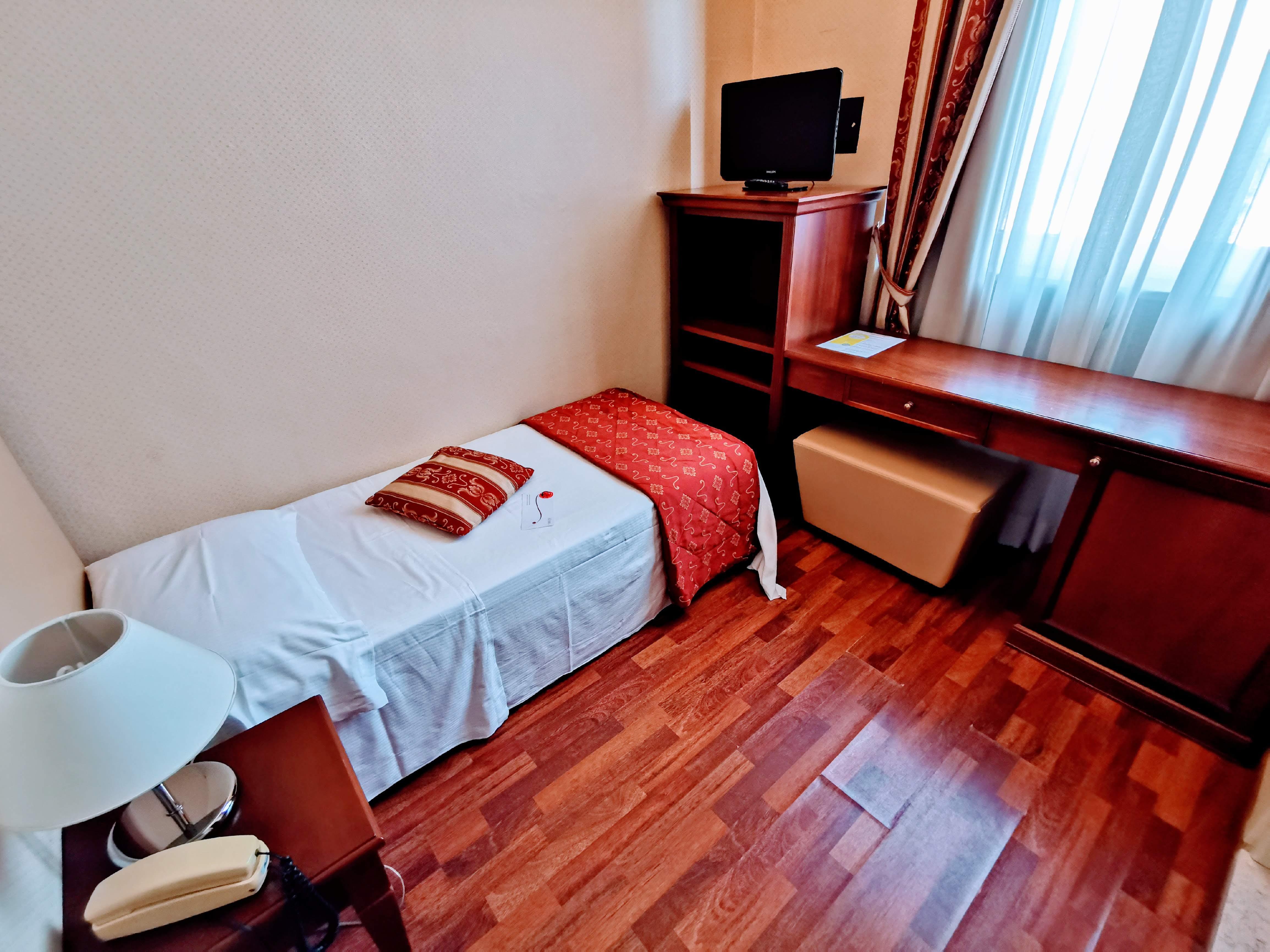 Villa Adriatica Ambienthotels Rimini Extérieur photo