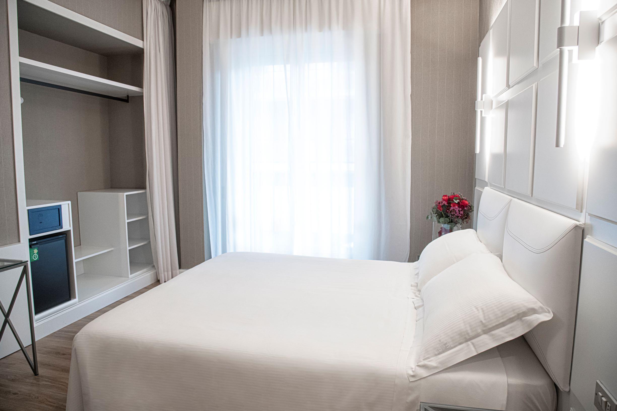 Villa Adriatica Ambienthotels Rimini Extérieur photo